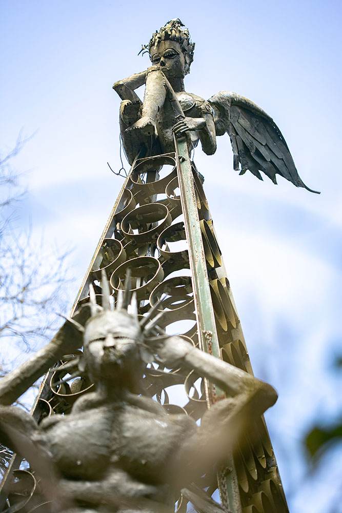 Ammazulu Gardens and Sculpture Precinct african art work